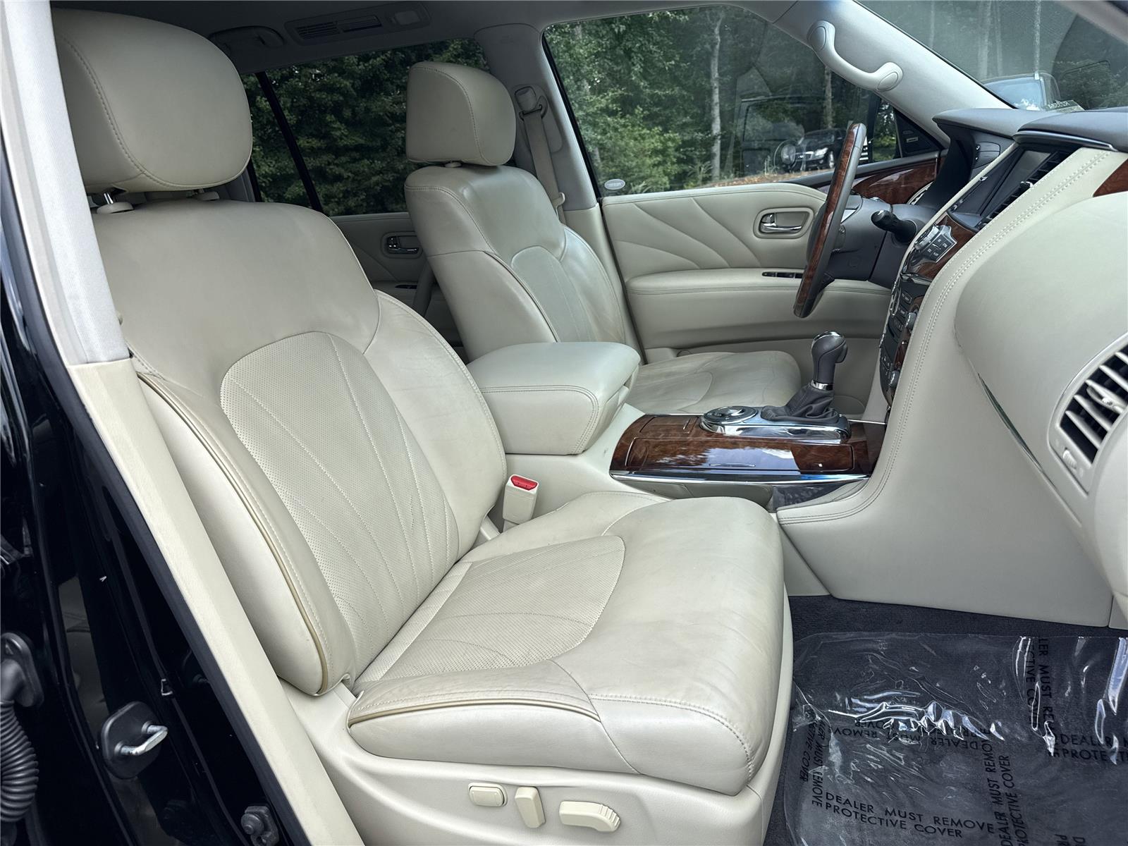 2017 Infiniti QX80 photo 20