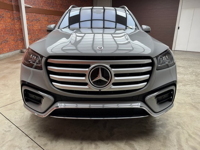 2025 Mercedes Benz GLS 450 4MATIC photo 7