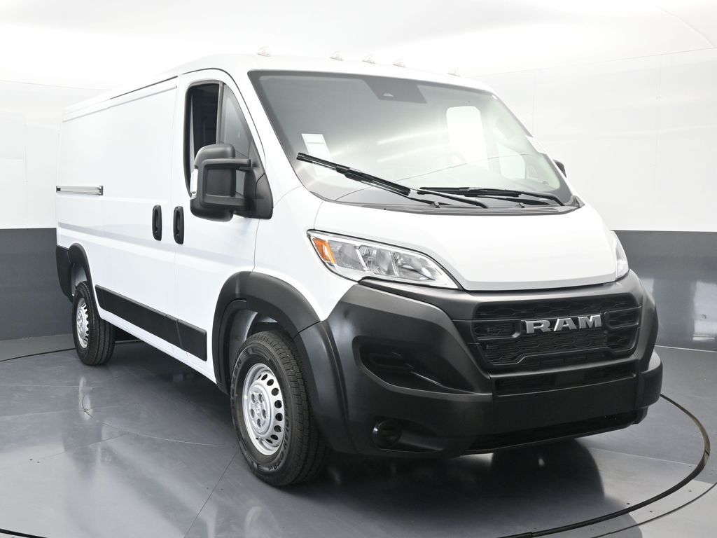 2025 Ram ProMaster 1500 Tradesman photo 3