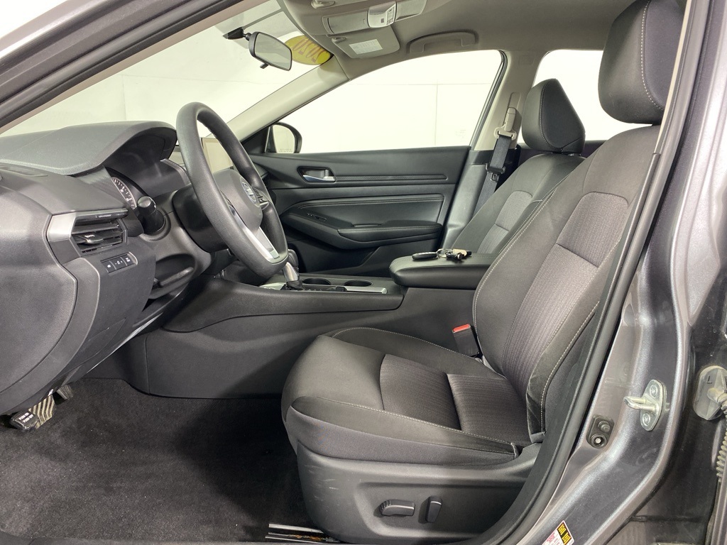 2020 Nissan Altima 2.5 S photo 12