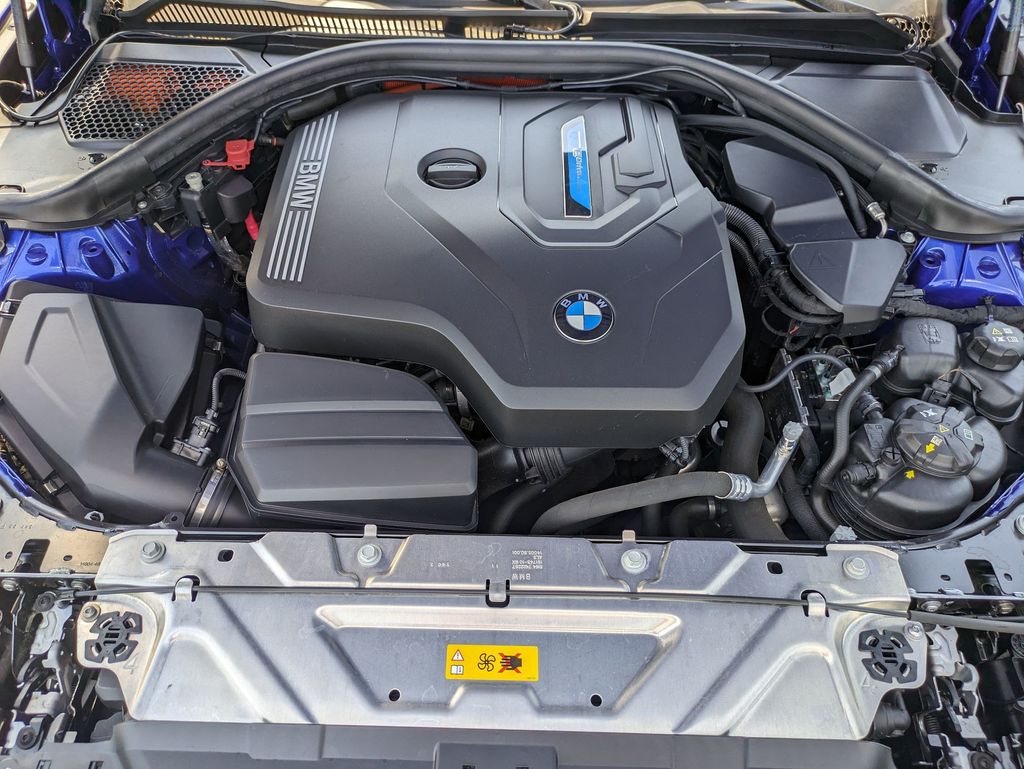 2024 Bmw 330e photo 8