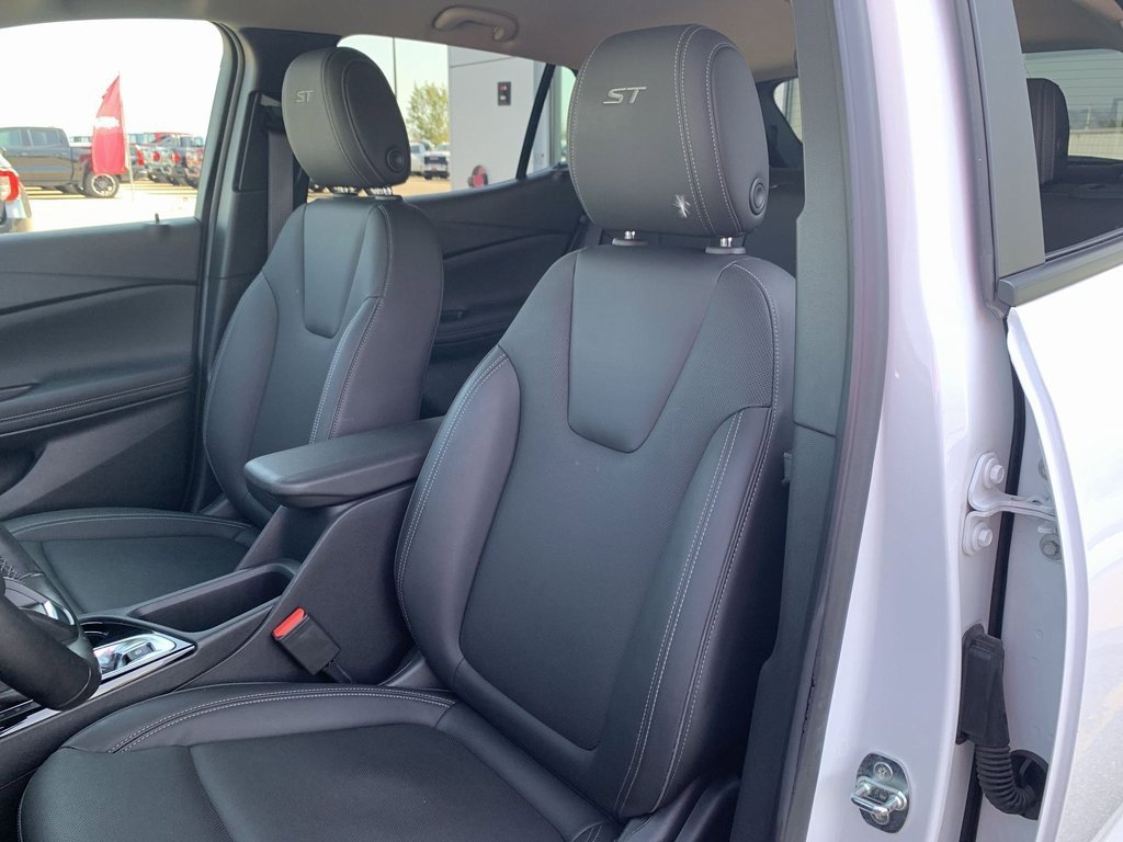 2024 Buick Encore GX Sport Touring photo 4