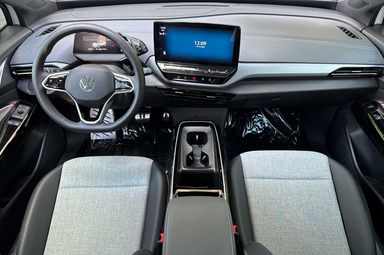 2023 Volkswagen ID.4 Pro photo 13