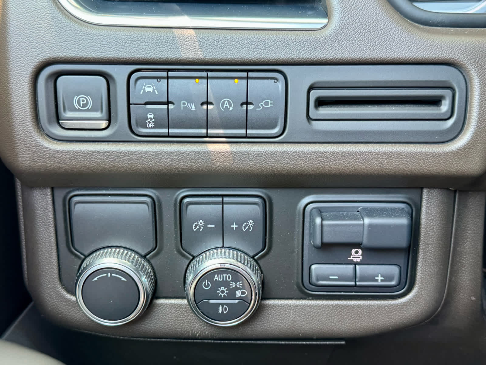 2021 Gmc Yukon XL SLT photo 15
