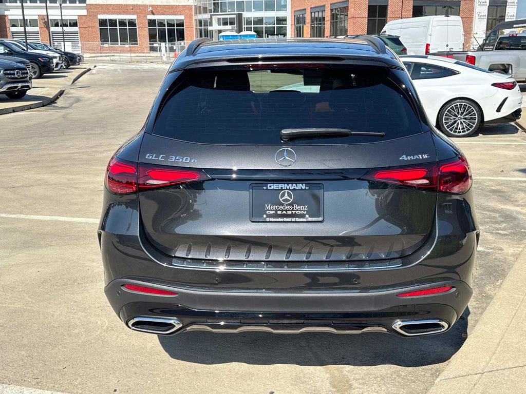 2026 Mercedes Benz GLC 350e 4MATIC photo 3