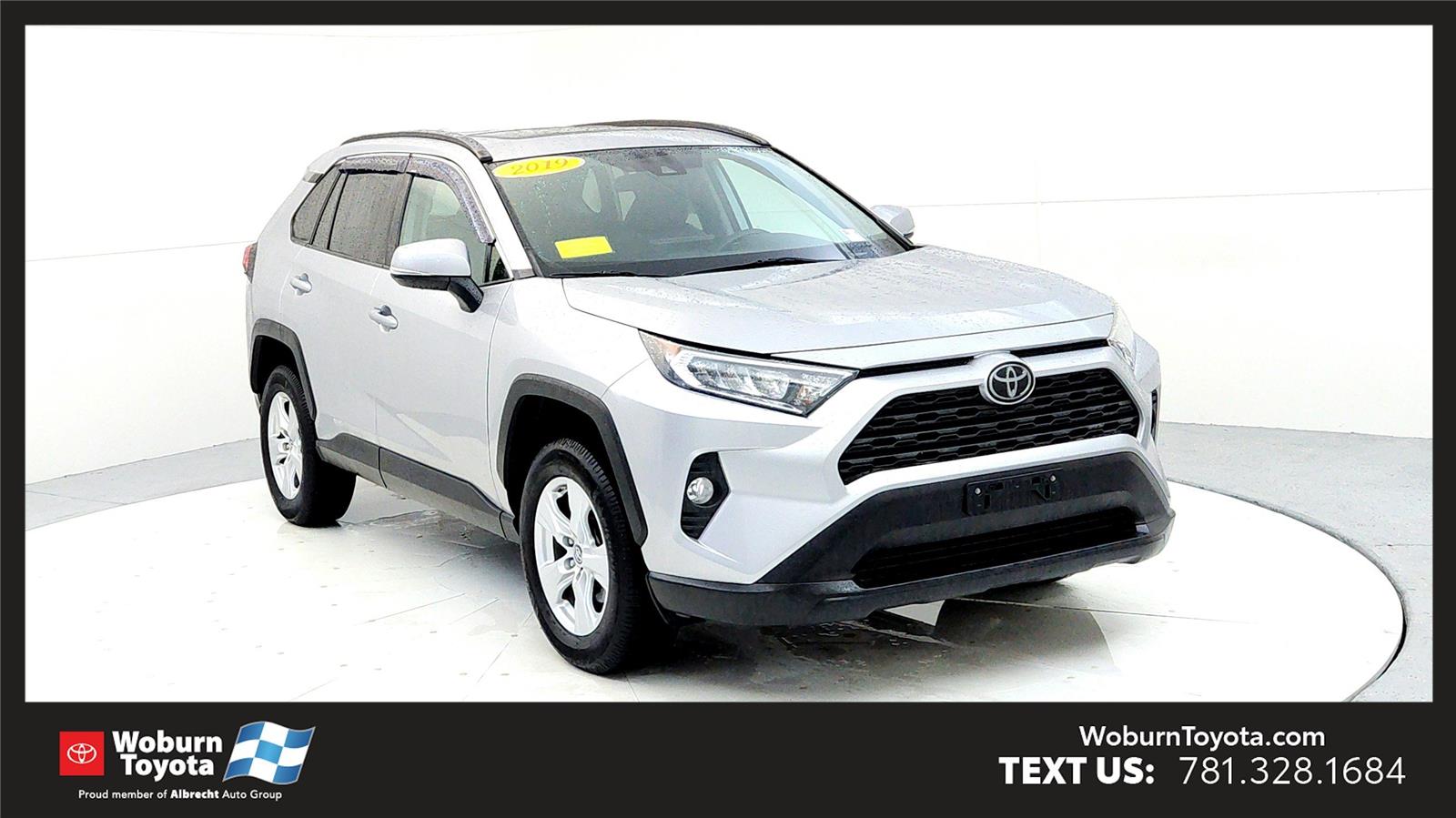 2019 Toyota RAV4 XLE's photo