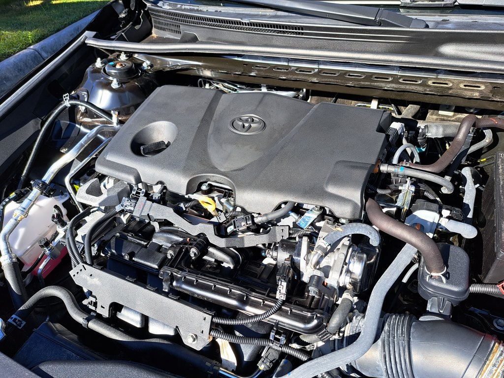 2022 Toyota Camry SE photo 28