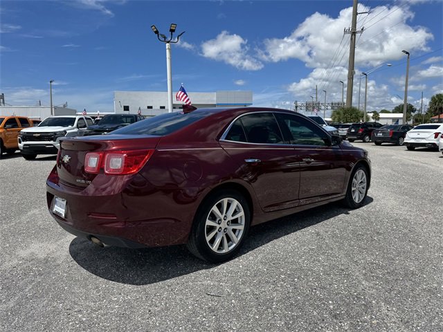 2015 Chevrolet Malibu LTZ photo 4