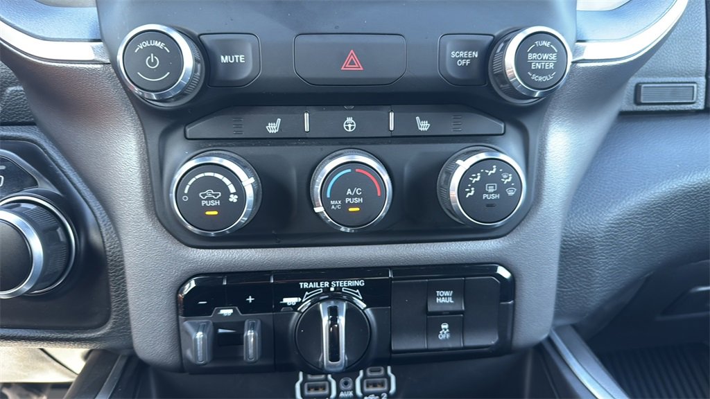 2023 Ram 1500 Big Horn photo 19
