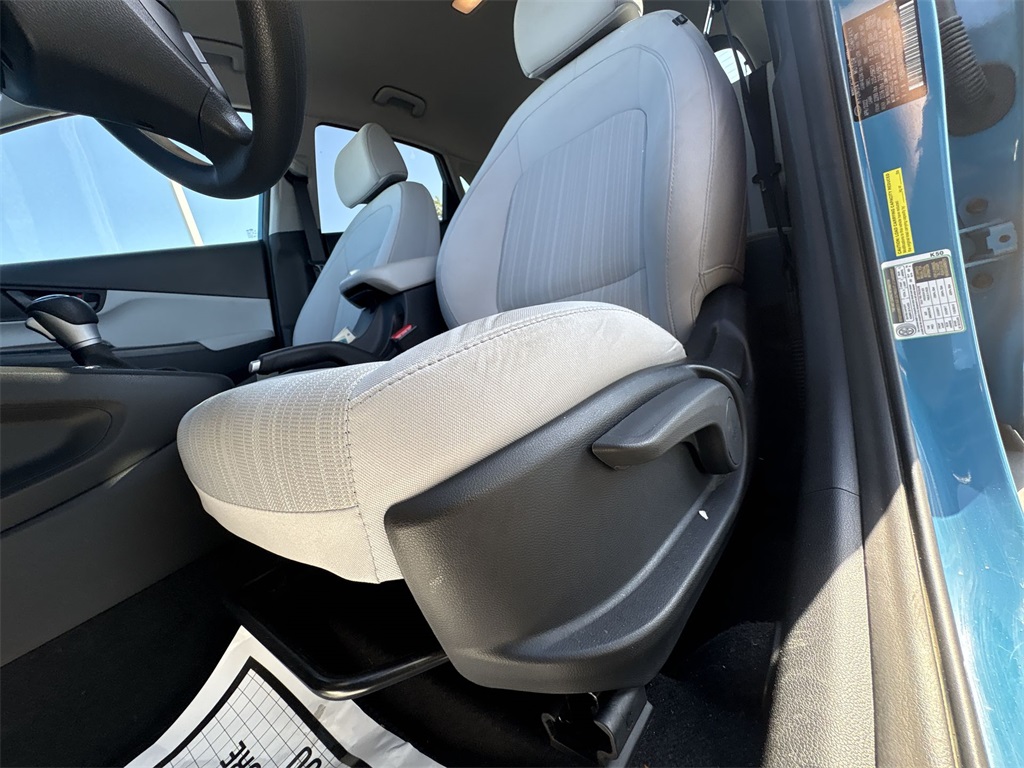2022 Hyundai Kona SEL photo 14