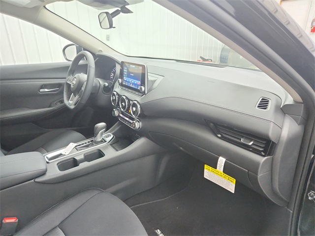 2025 Nissan Sentra SV photo 28
