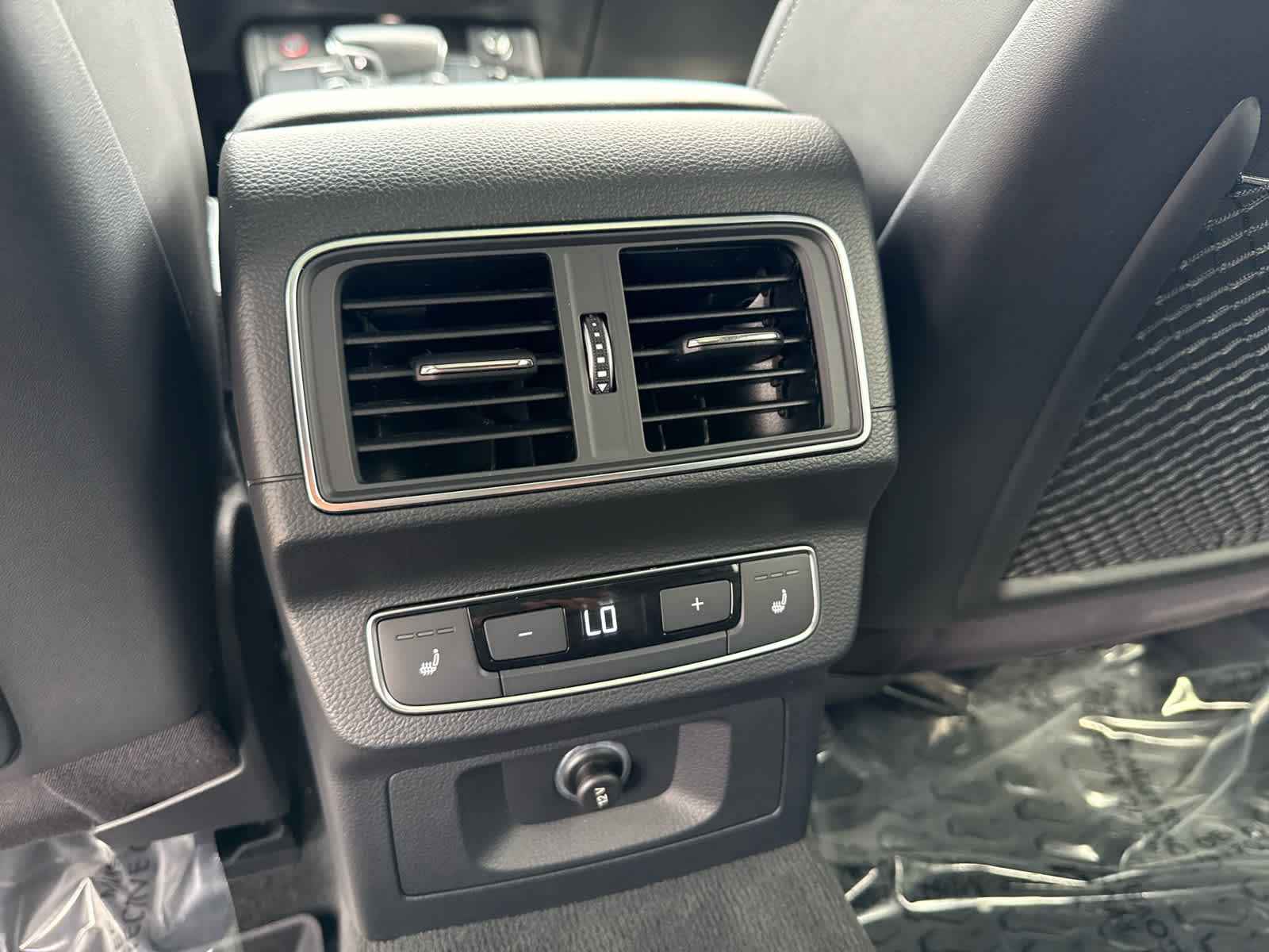 2018 Audi SQ5 Prestige photo 14