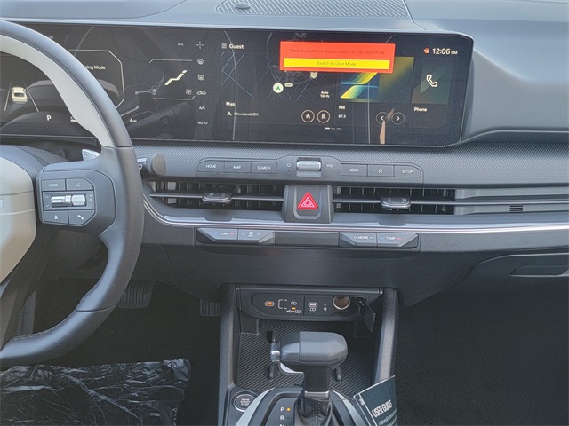 2025 Kia K4 GT-Line photo 18