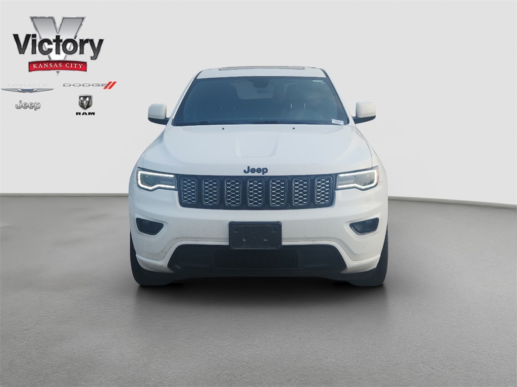 Used 2020 Jeep Grand Cherokee Altitude with VIN 1C4RJFAG1LC425152 for sale in Kansas City