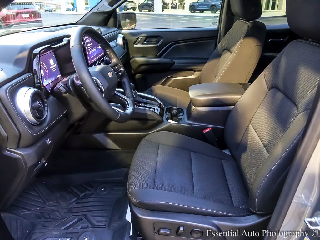2025 CHEVROLET COLORADO - Image 13