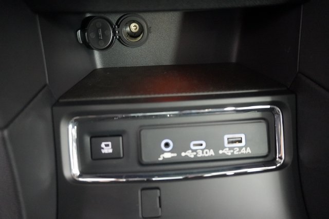 2025 Subaru Ascent Onyx Edition Touring photo 14