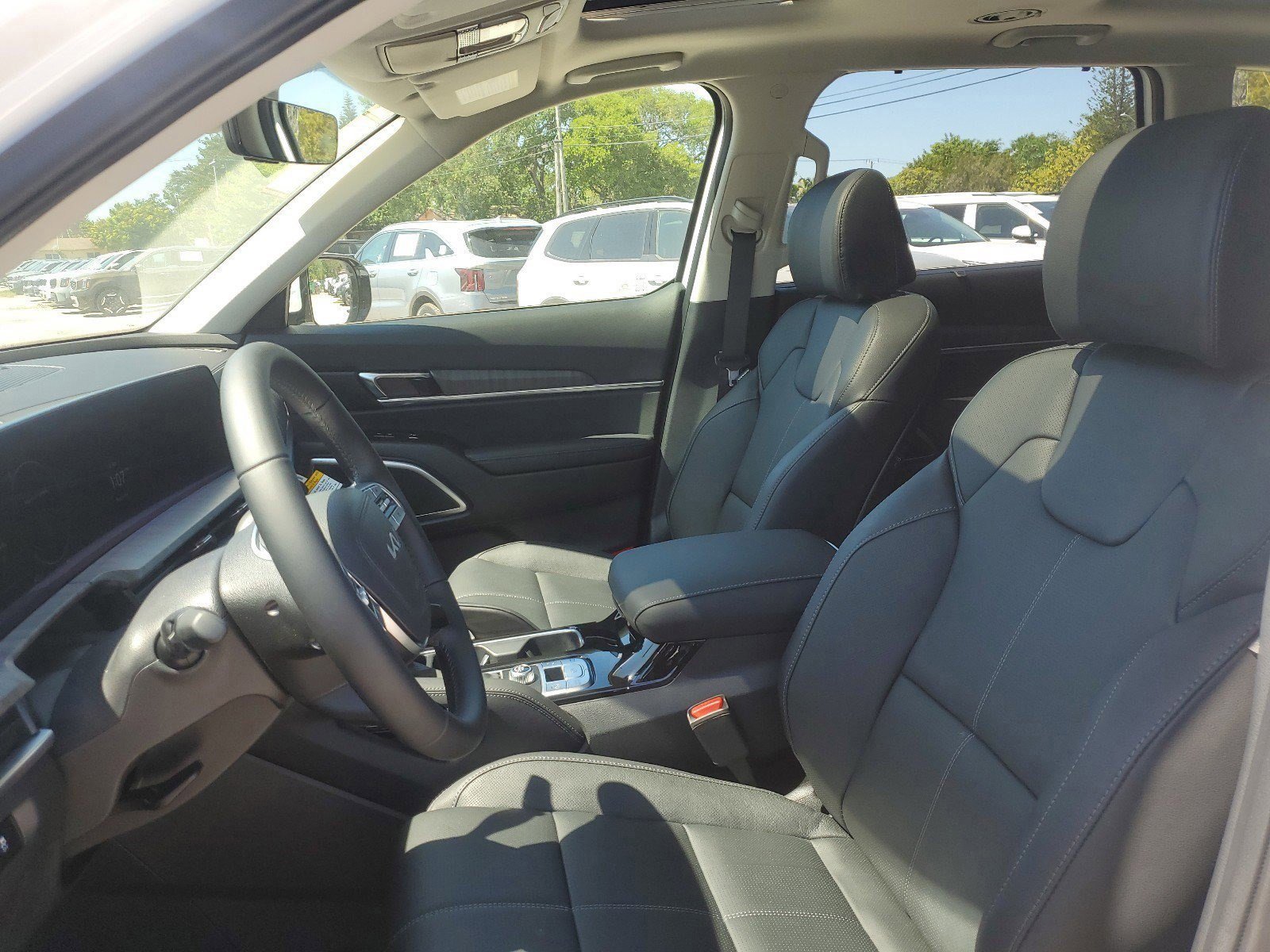 2025 Kia Telluride SX photo 17