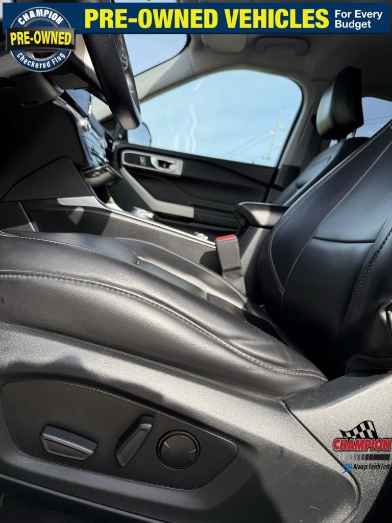 2021 Ford Explorer XLT photo 7