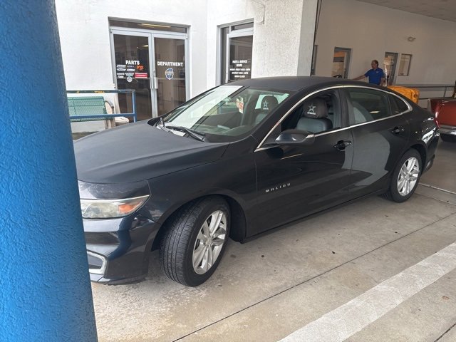 2016 Chevrolet Malibu 1LT photo 3
