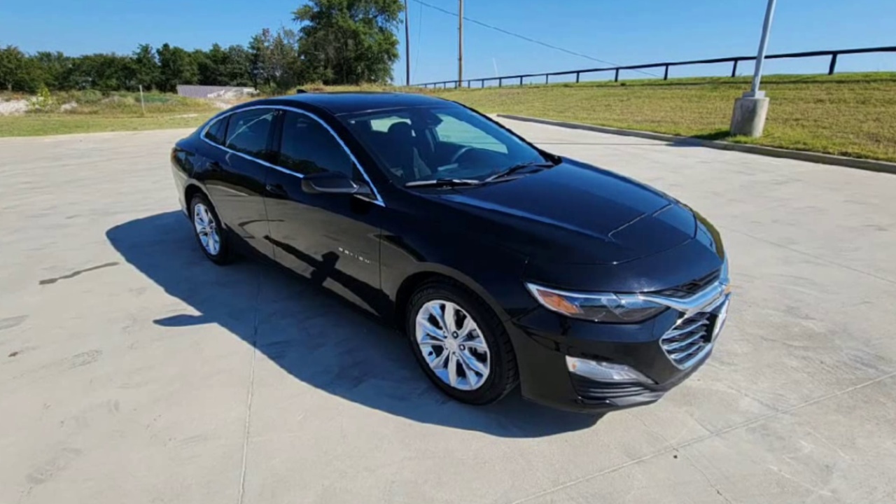 2023 Chevrolet Malibu 1LT photo 30
