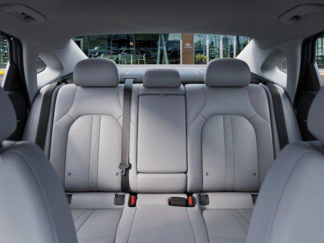 2025 Hyundai Sonata Limited photo 9