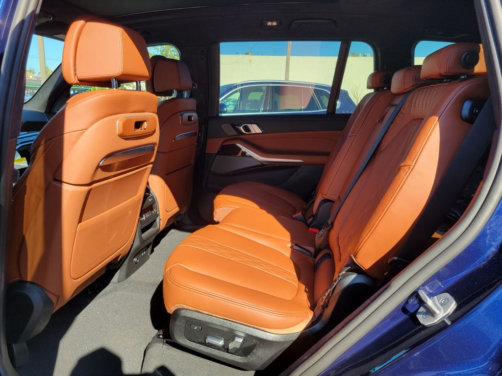 2026 Bmw X7 xDrive40i photo 17