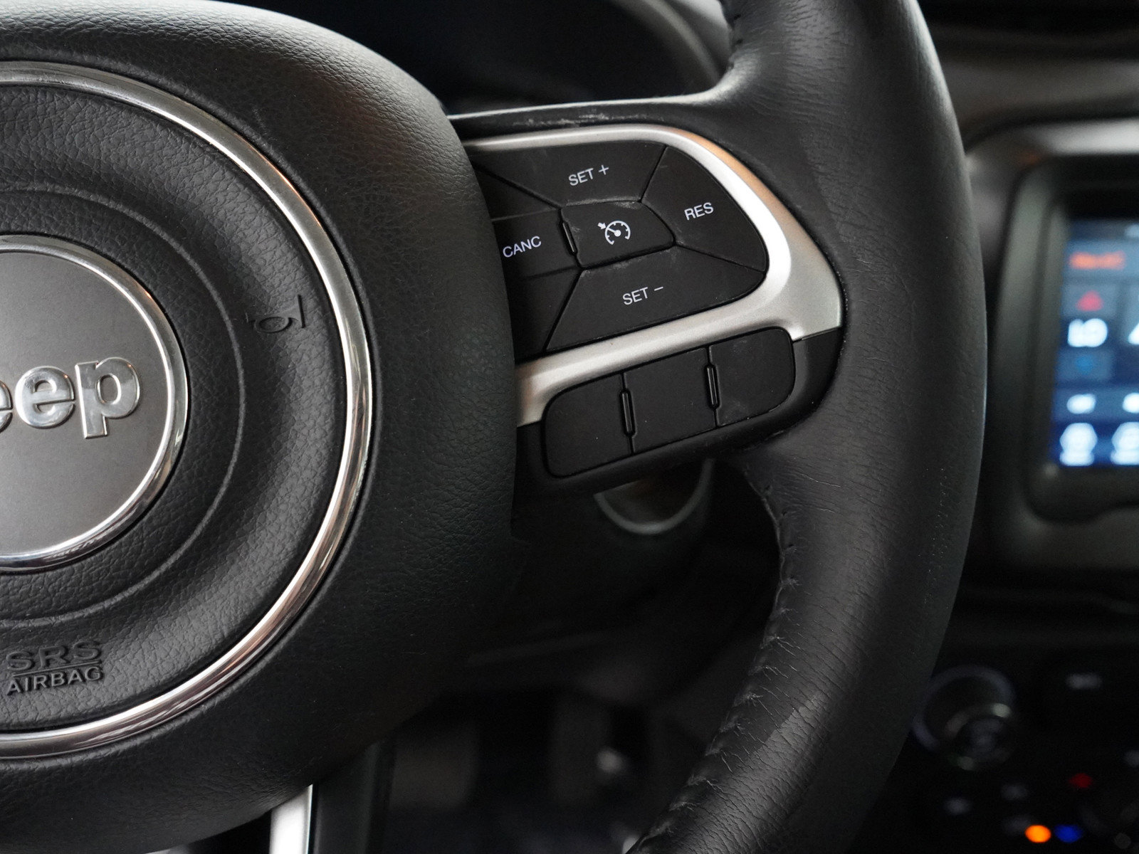 2021 Jeep Renegade Latitude photo 23