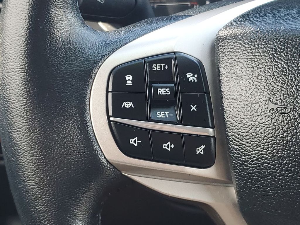2023 Ford Explorer Limited photo 32