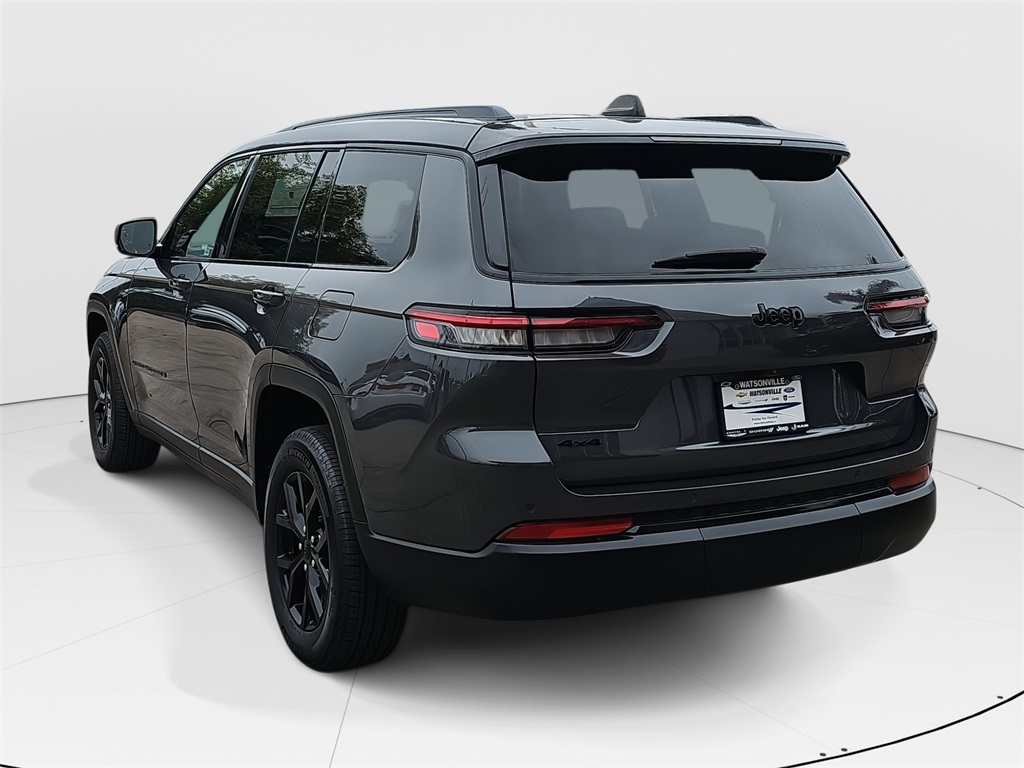 2024 Jeep Grand Cherokee Altitude photo 5