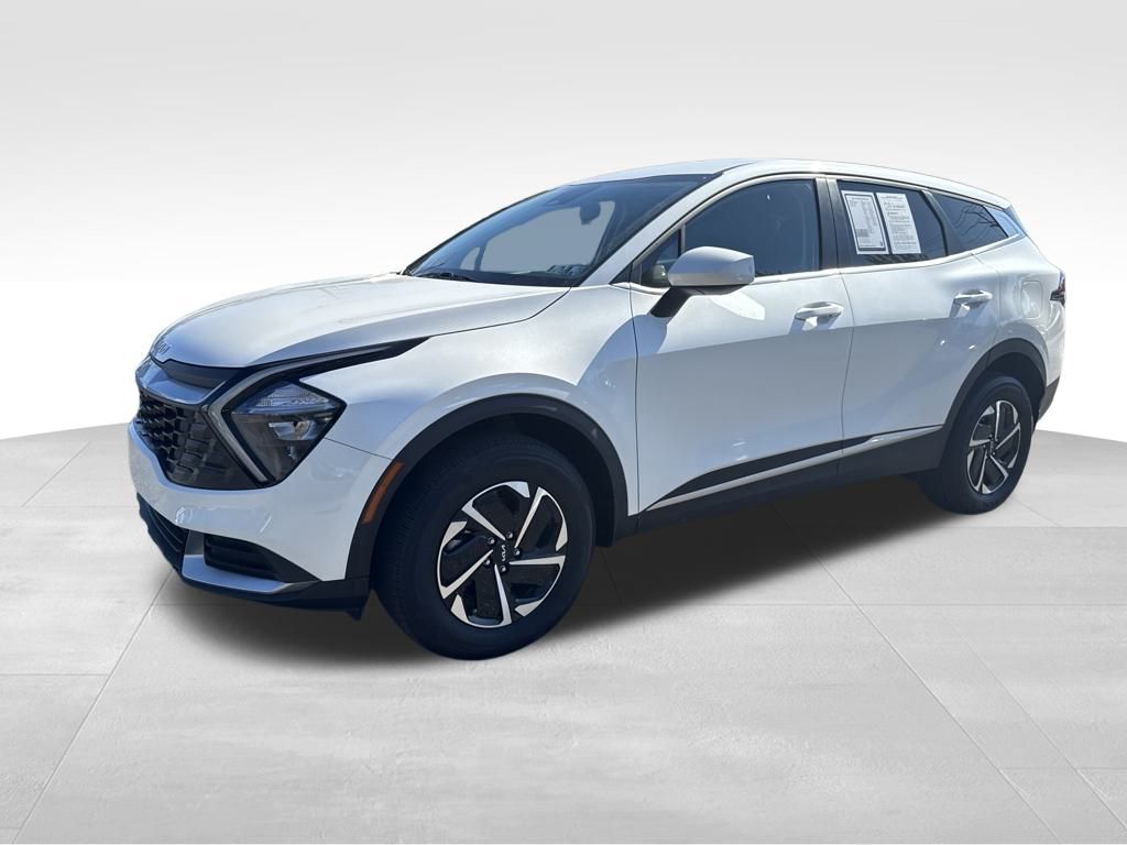 2023 Kia Sportage Hybrid LX photo 2