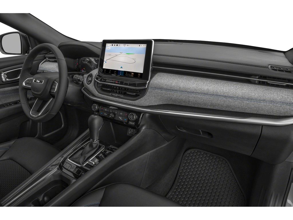 2026 Jeep Compass Latitude Altitude photo 3