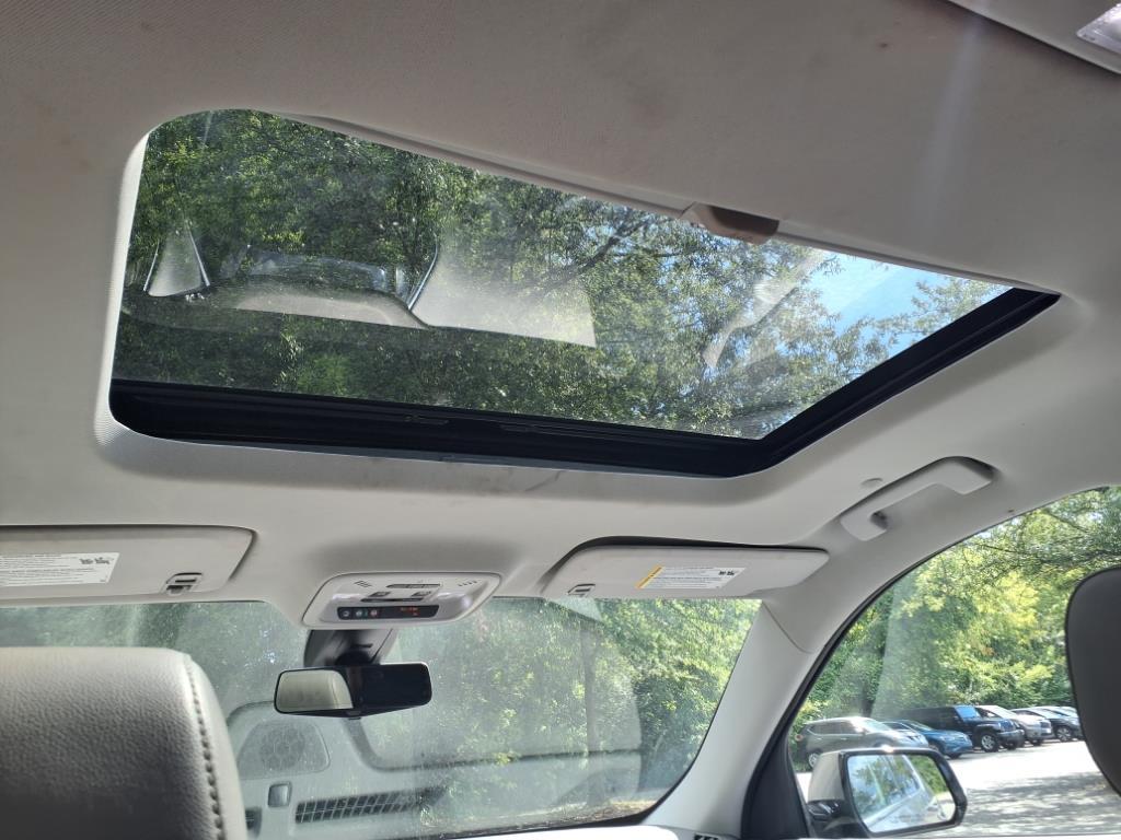 2019 Chevrolet Traverse Leather photo 8