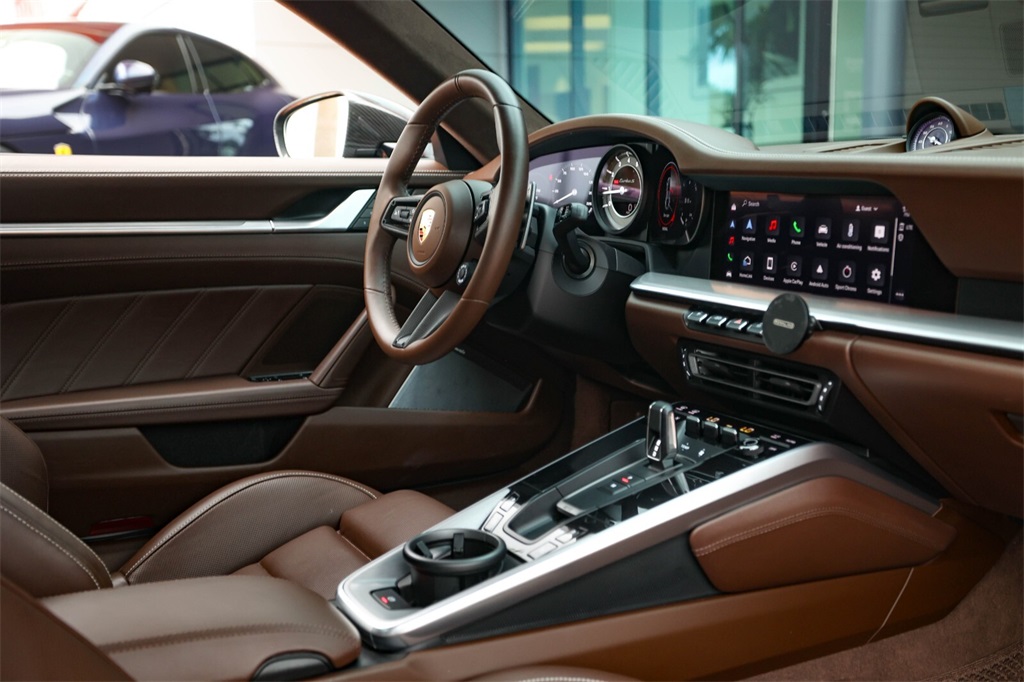 2022 Porsche 911 Turbo S photo 38