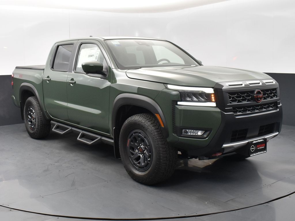 2026 Nissan Frontier PRO-4X's photo