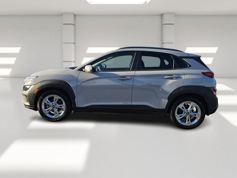 2023 Hyundai Kona SEL photo 2