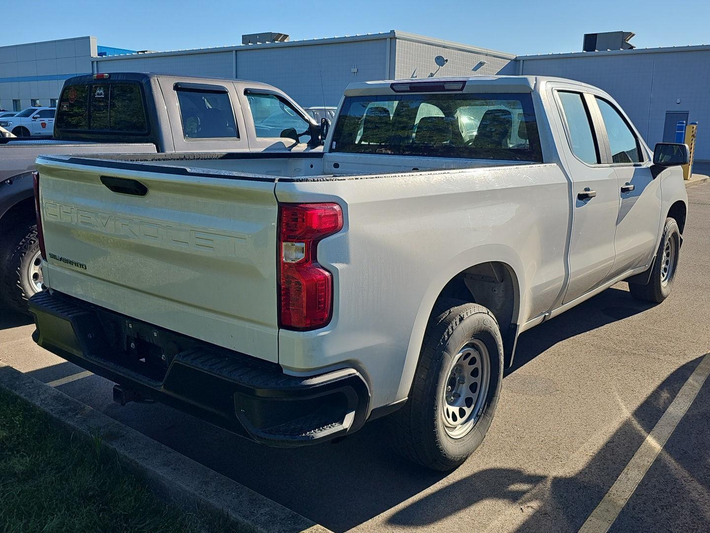 2020 Chevrolet Silverado 1500 Work Truck photo 3