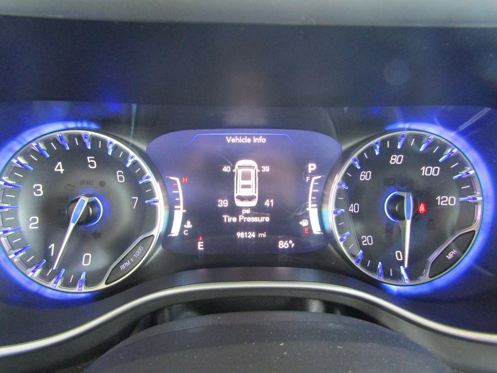 2022 Chrysler Pacifica Touring L photo 21