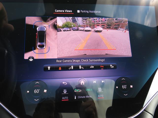 2022 Mercedes Benz EQS Sedan 580 4MATIC photo 16