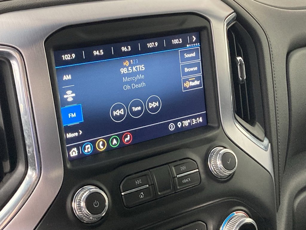 2020 Gmc Sierra 1500 SLT photo 3