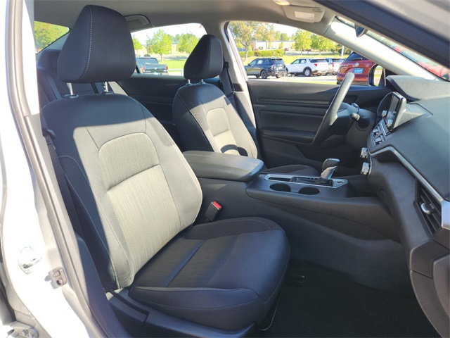 2024 Nissan Altima 2.5 S photo 15
