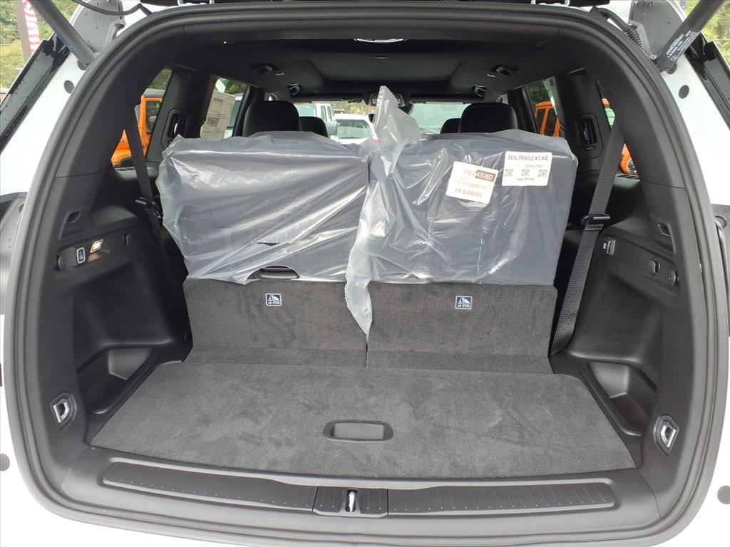 2025 Jeep Grand Cherokee Limited photo 6