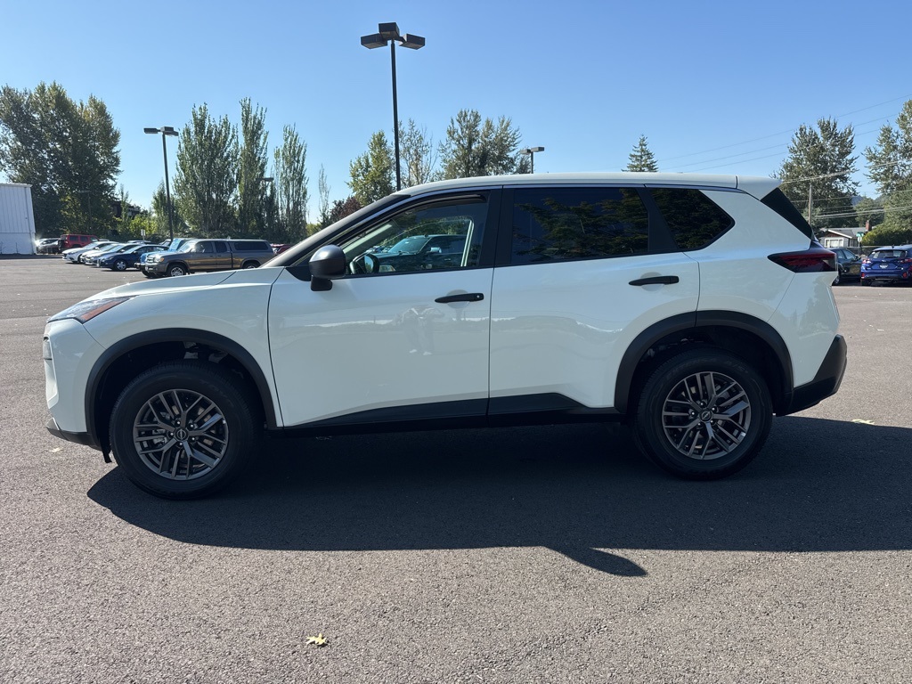2023 Nissan Rogue S photo 4