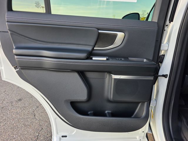 2025 Ford Expedition Platinum photo 35