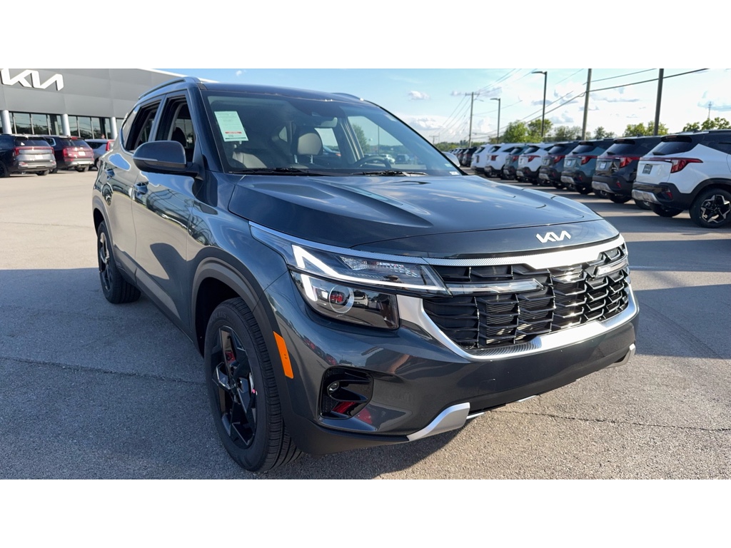 2026 Kia Seltos EX's photo