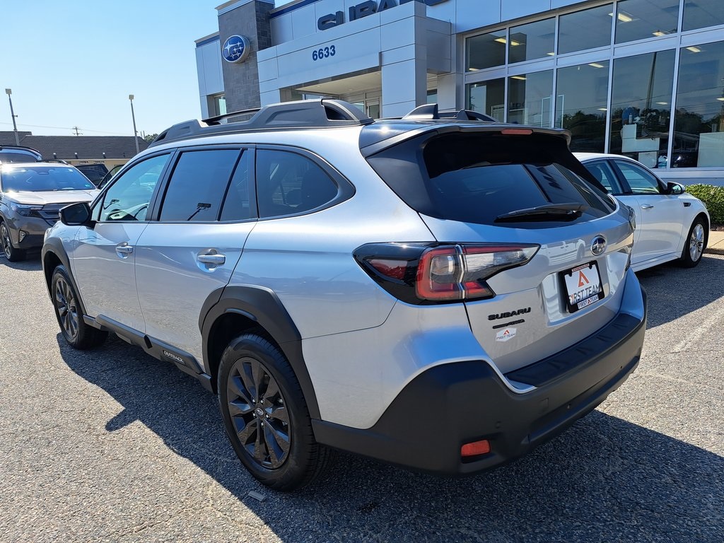 2025 Subaru Outback Onyx Edition photo 4