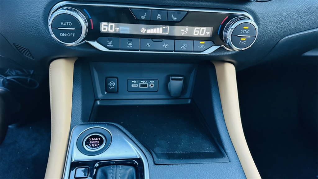 2025 Nissan Sentra SV photo 25