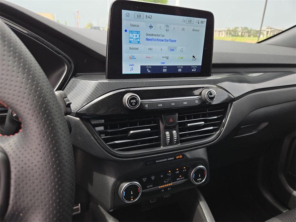 2024 Ford Escape ST-Line photo 13