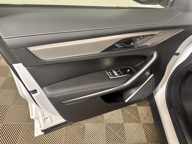 2026 Jaguar F-PACE P250 R-Dynamic S photo 11
