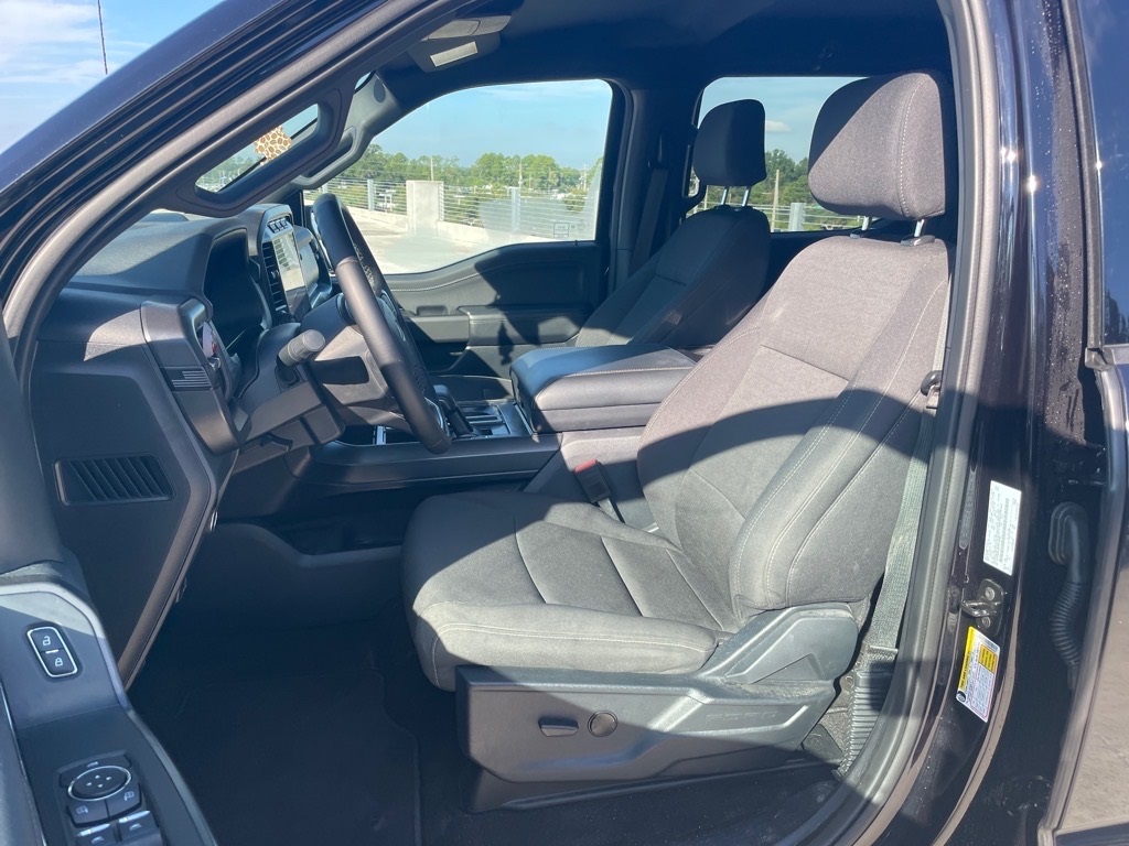 2024 Ford F-150 XLT photo 16
