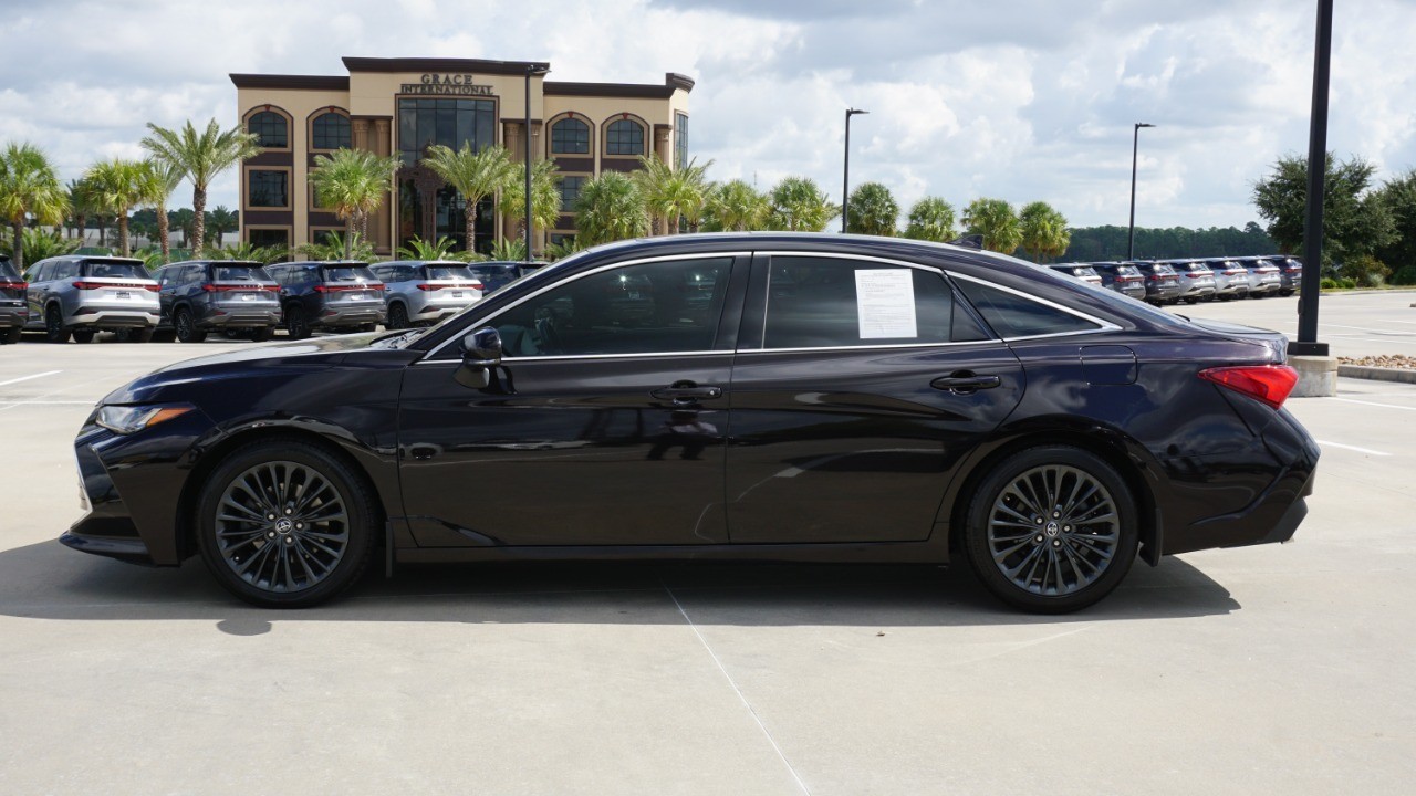 2021 Toyota Avalon Limited photo 5